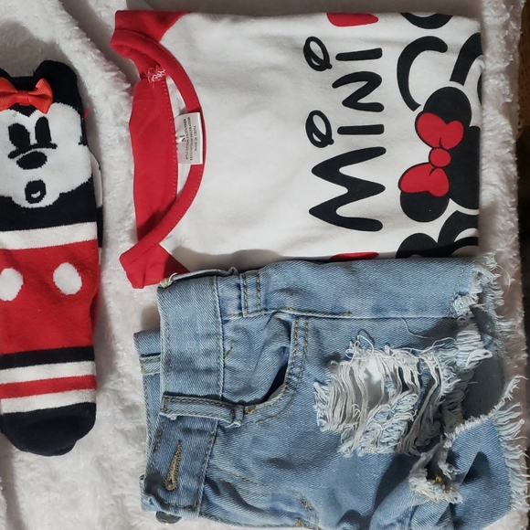 3pc Minnie Mouse Bundle in EUC!! - Picture 6 of 9